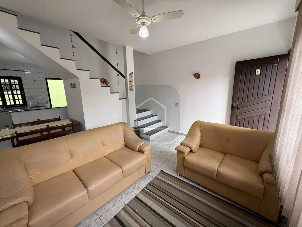 Casa, 2 quartos, 72 m² - Foto 1