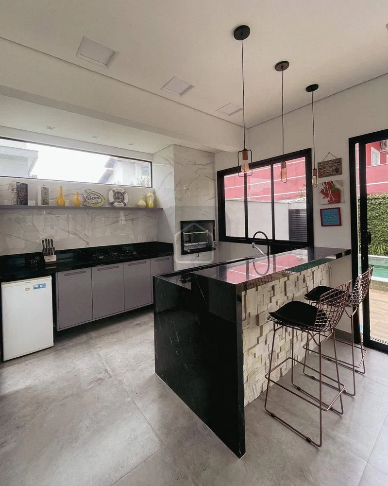 Casa, 4 quartos, 250 m² - Foto 8