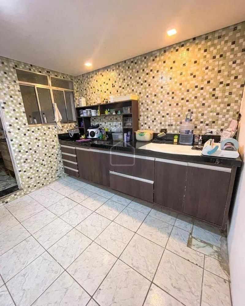 Casa, 6 quartos, 315 m² - Foto 11