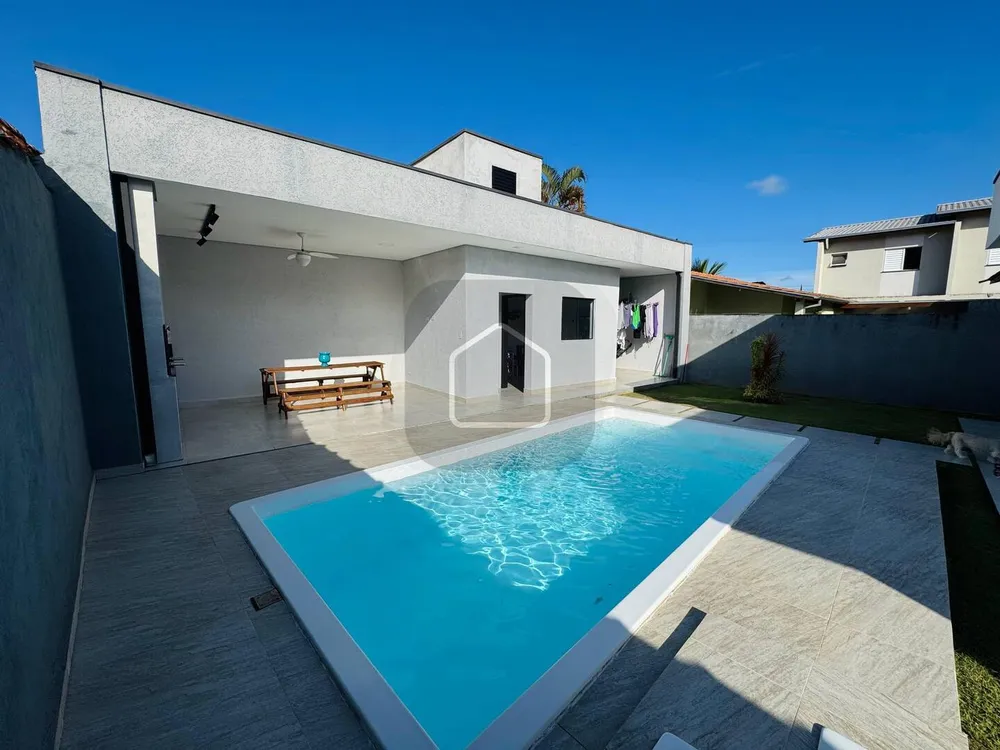 Casa, 4 quartos, 179 m² - Foto 1