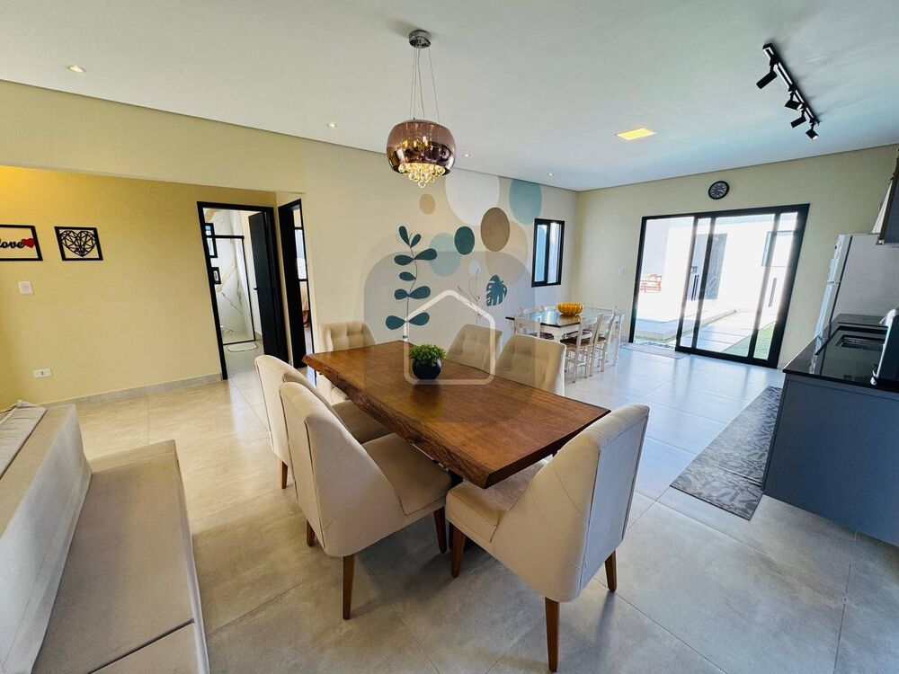 Casa, 4 quartos, 179 m² - Foto 2