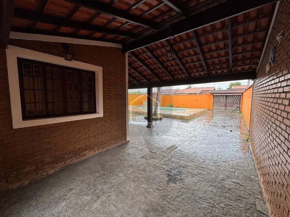 Casa, 4 quartos, 241 m² - Foto 3