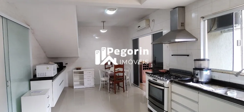 Casa, 4 quartos, 238 m² - Foto 4