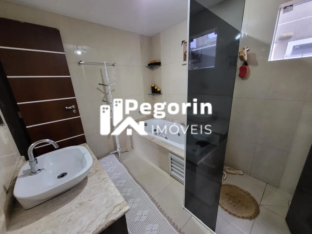 Casa, 4 quartos, 239 m² - Foto 9