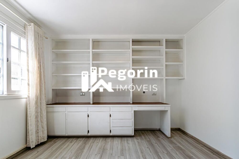 Casa à venda com 4 quartos, 344m² - Foto 3
