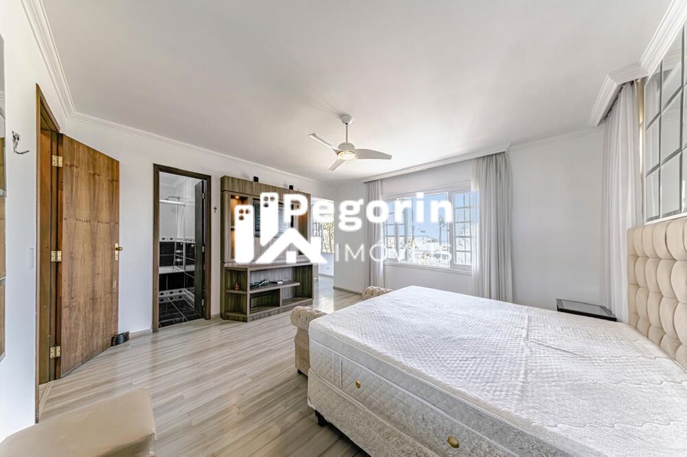 Casa à venda com 4 quartos, 344m² - Foto 7