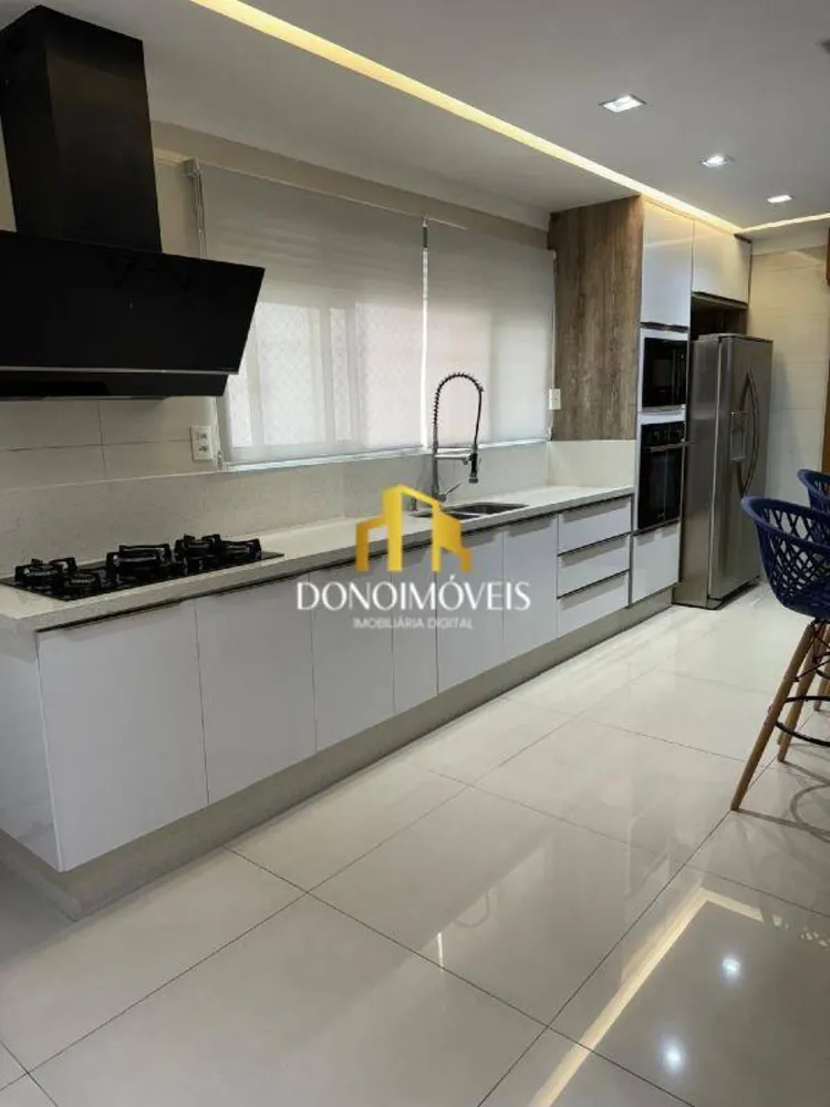 Apartamento, 4 quartos, 237 m² - Foto 1