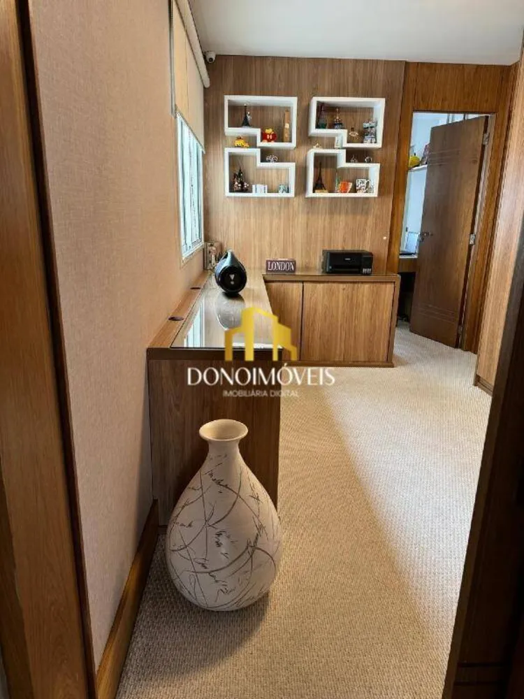 Apartamento, 4 quartos, 237 m² - Foto 2