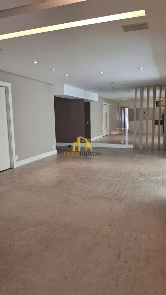 Apartamento, 3 quartos, 156 m² - Foto 1