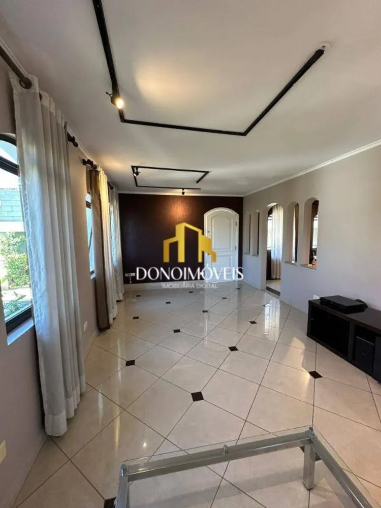 Casa, 4 quartos, 310 m² - Foto 2