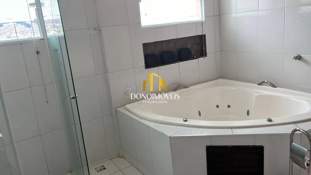Casa, 3 quartos, 259 m² - Foto 1