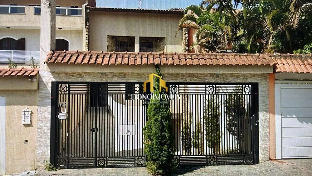 Casa, 3 quartos, 259 m² - Foto 1