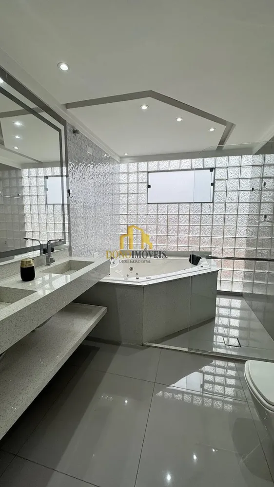 Casa, 3 quartos, 207 m² - Foto 12