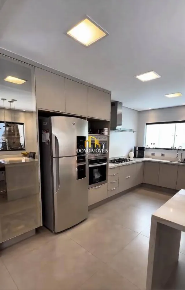 Casa, 4 quartos, 313 m² - Foto 4