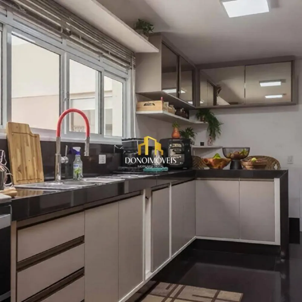 Apartamento, 4 quartos, 246 m² - Foto 1