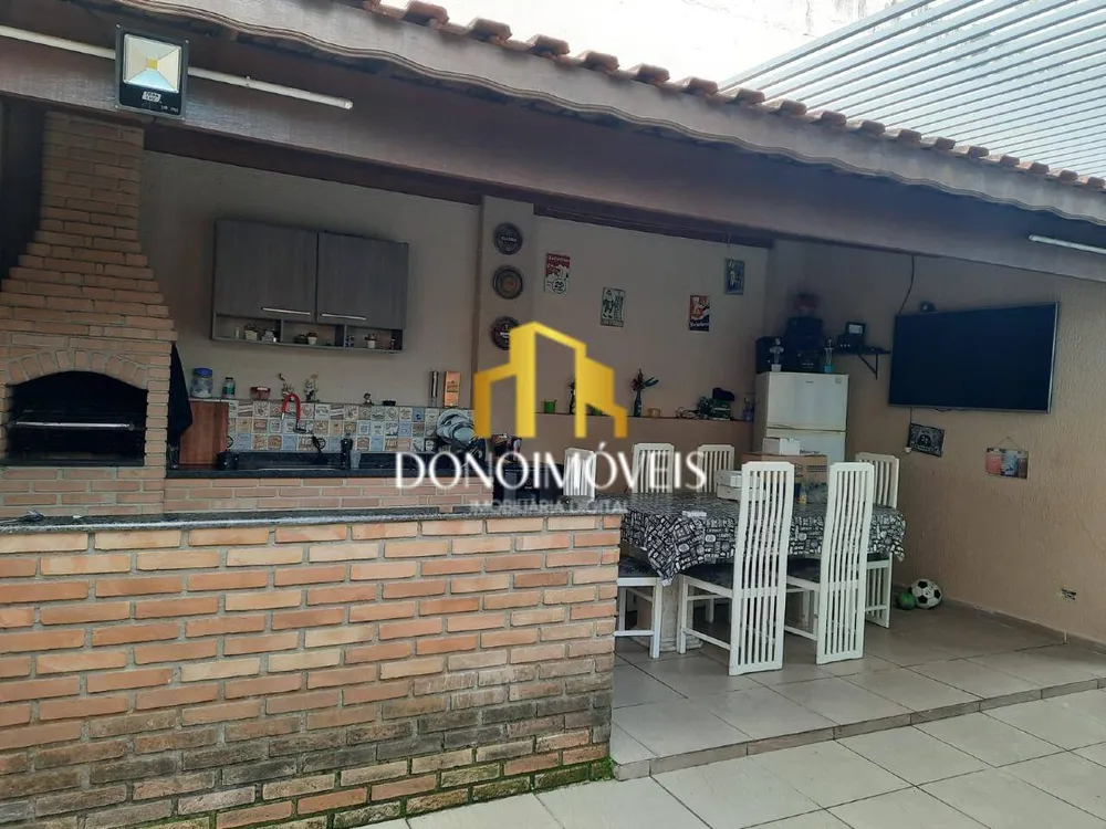 Casa, 3 quartos, 220 m² - Foto 1