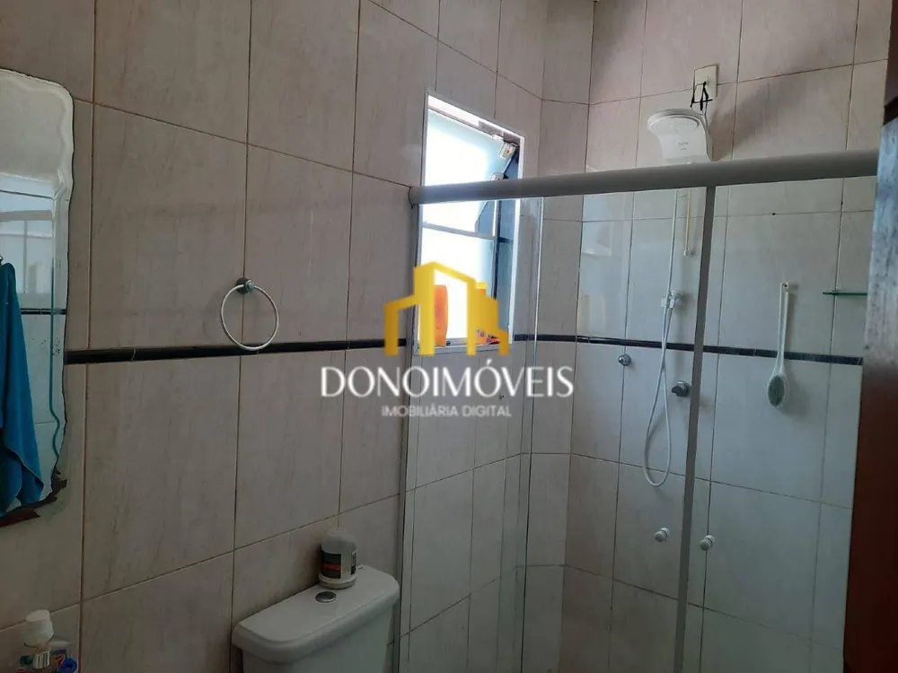 Casa, 3 quartos, 220 m² - Foto 1