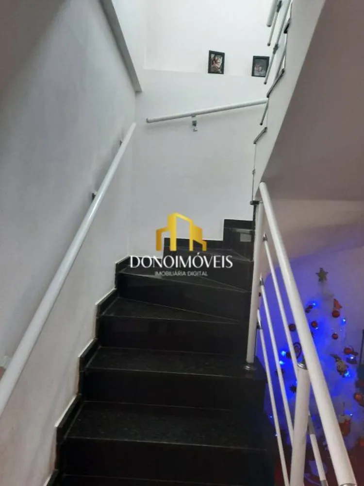 Casa, 3 quartos, 220 m² - Foto 10