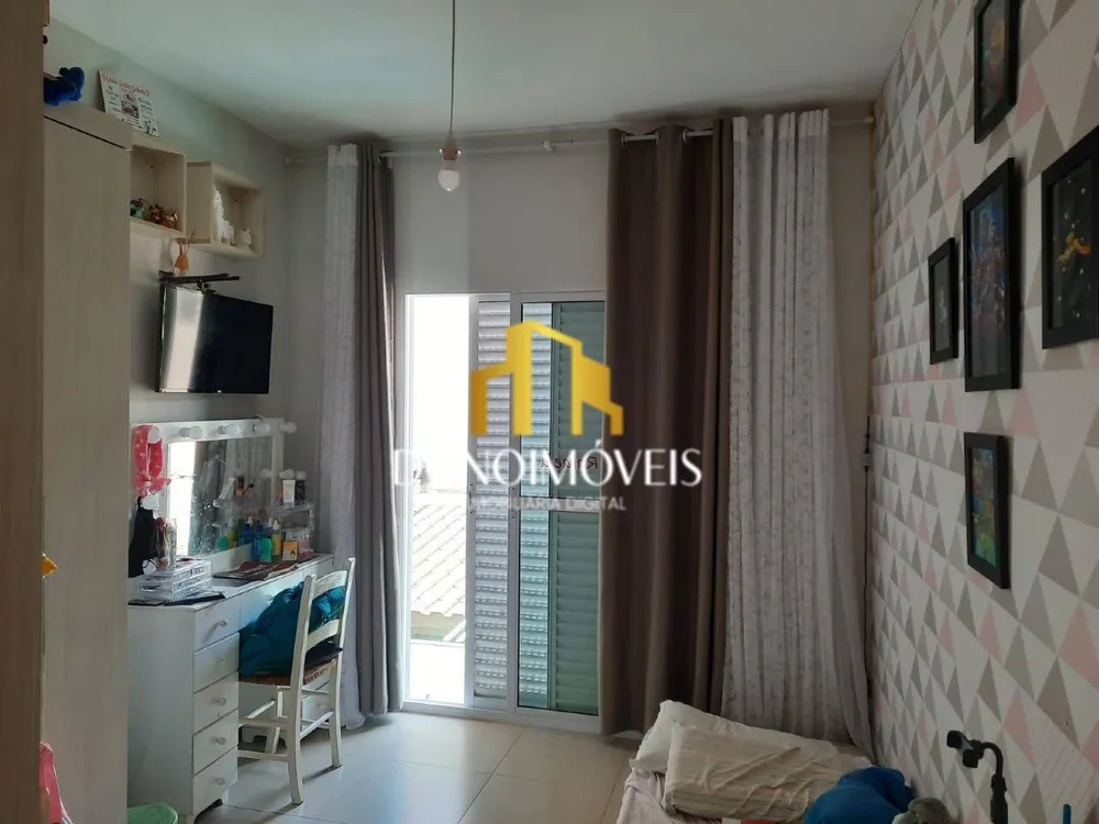 Casa, 3 quartos, 220 m² - Foto 14