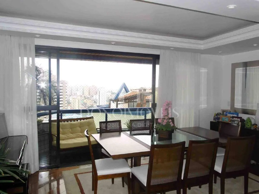 Apartamento, 3 quartos, 160 m² - Foto 1