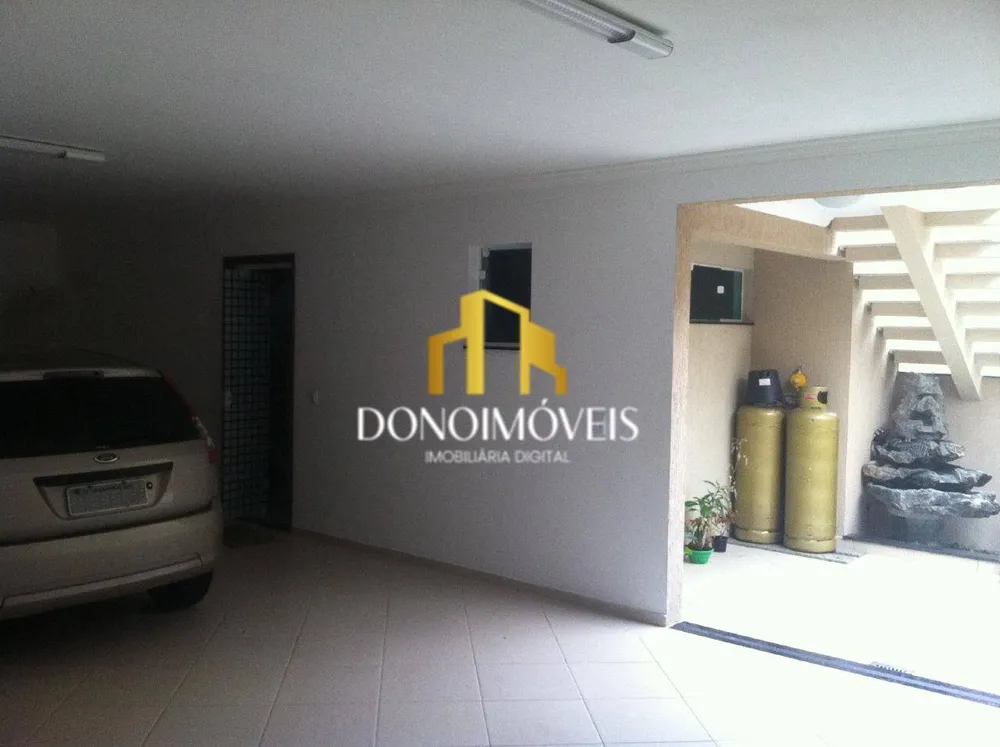 Casa, 3 quartos, 275 m² - Foto 4