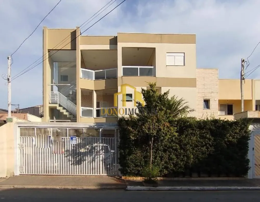 Casa, 3 quartos, 215 m² - Foto 1