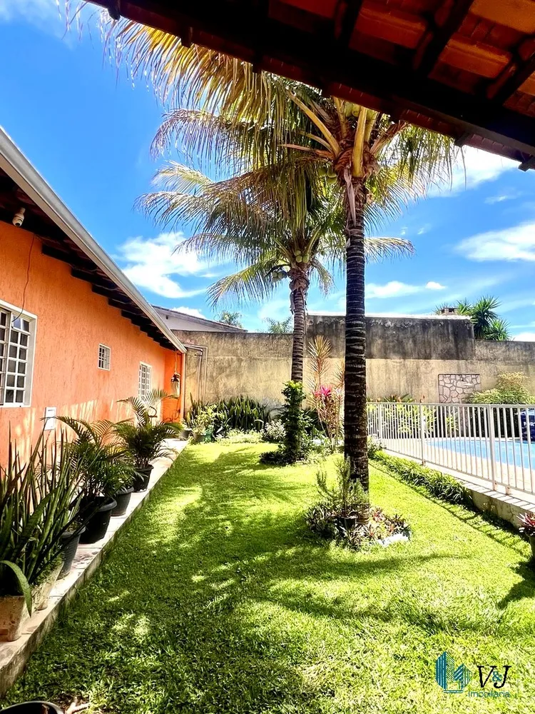 Casa, 4 quartos, 240 m² - Foto 2