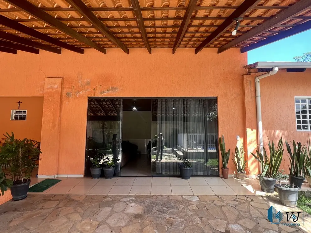 Casa, 4 quartos, 240 m² - Foto 4