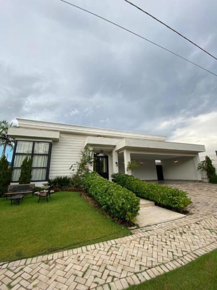 Casa de Condomínio à venda com 3 quartos, 309m² - Foto 1