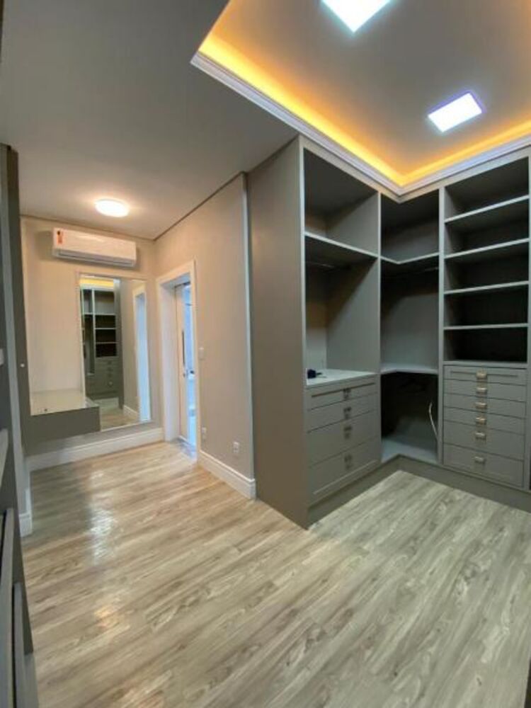 Casa de Condomínio à venda com 3 quartos, 309m² - Foto 32