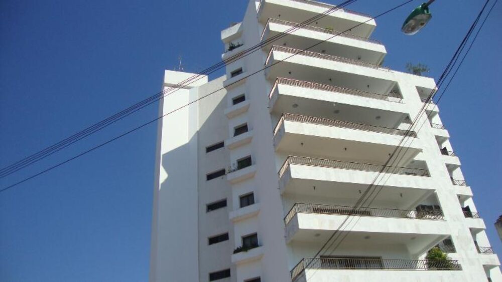 Apartamento à venda com 4 quartos, 600m² - Foto 2