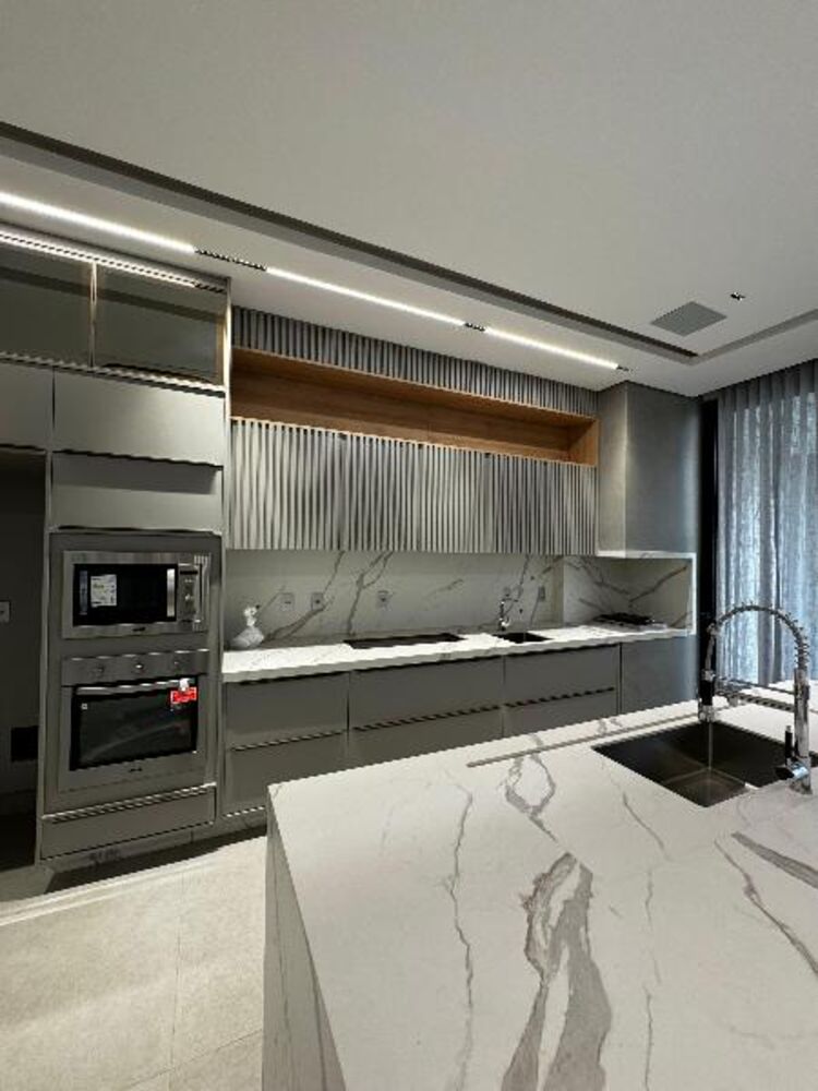 Casa à venda com 4 quartos, 390m² - Foto 32