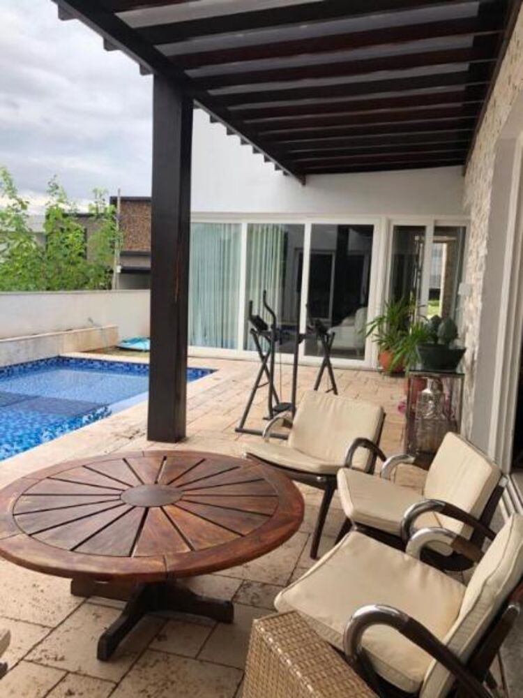 Casa de Condomínio à venda com 3 quartos, 420m² - Foto 2