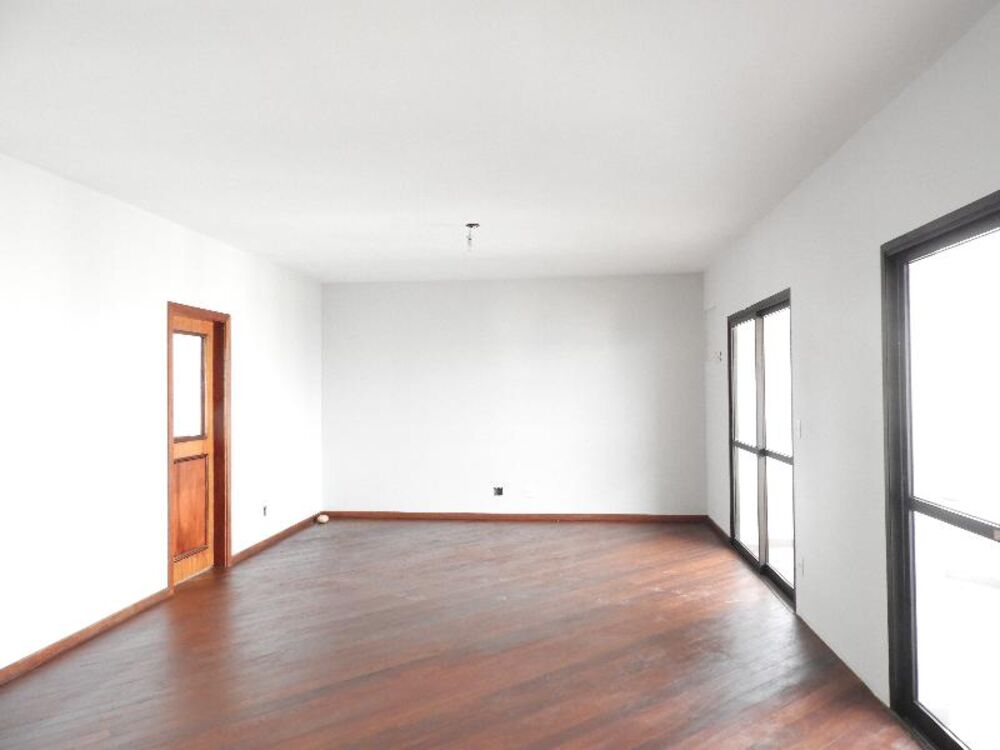 Apartamento à venda com 2 quartos, 340m² - Foto 3