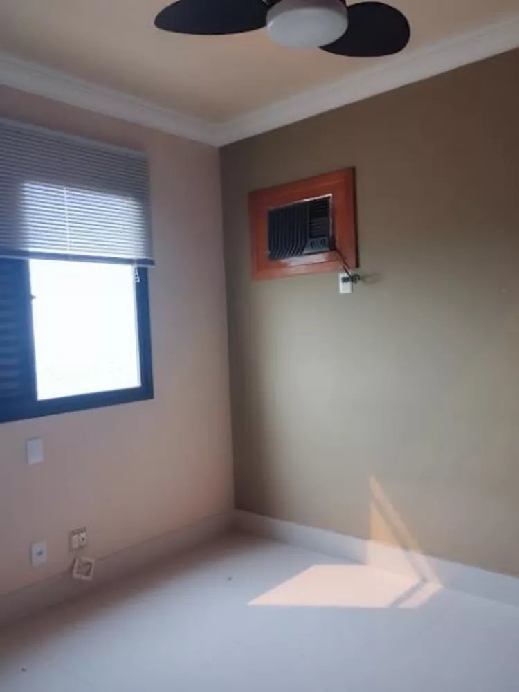 Apartamento à venda com 4 quartos, 276m² - Foto 2