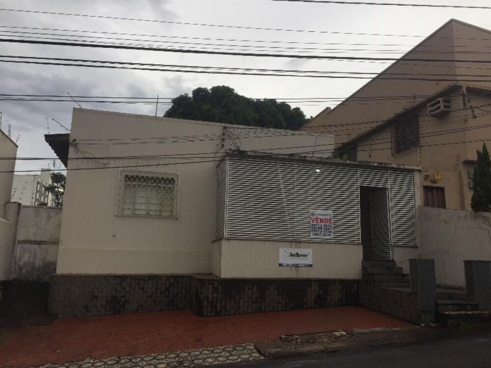 Casa à venda com 2 quartos, 279m² - Foto 1