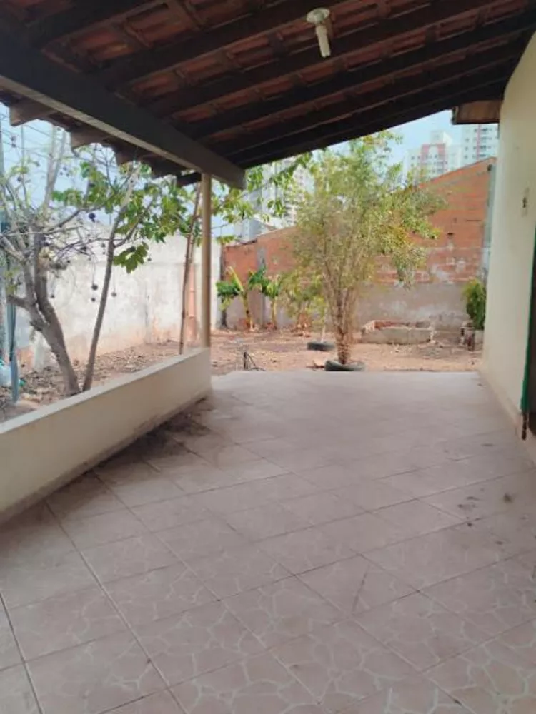 Casa para alugar com 2 quartos, 87m² - Foto 1