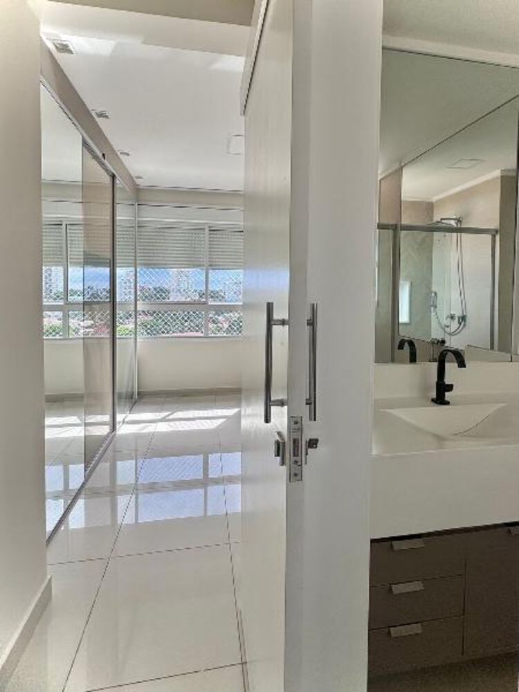 Apartamento à venda com 3 quartos, 118m² - Foto 3