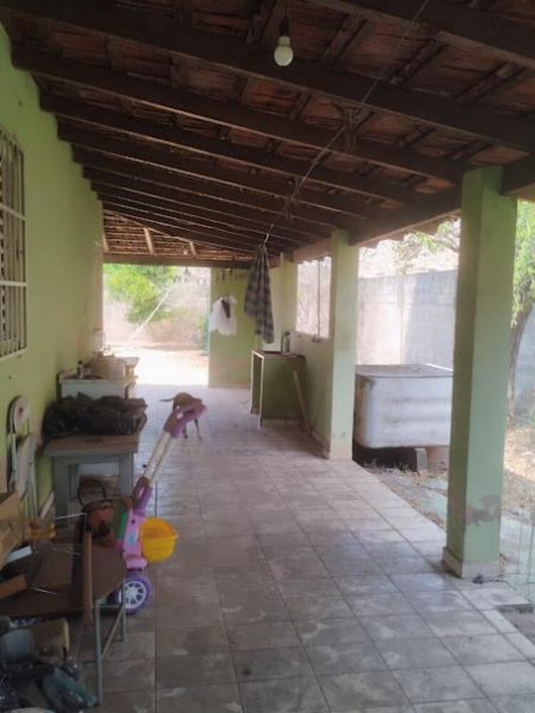 Casa à venda com 3 quartos, 246m² - Foto 5