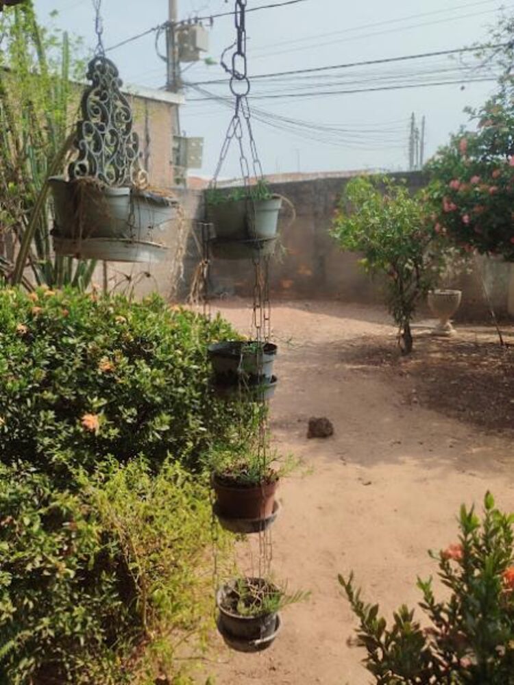 Casa à venda com 3 quartos, 246m² - Foto 4