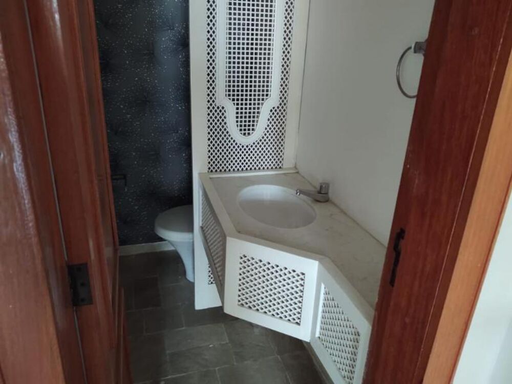 Apartamento à venda com 4 quartos, 225m² - Foto 4