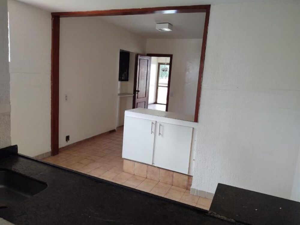 Apartamento à venda com 4 quartos, 225m² - Foto 10
