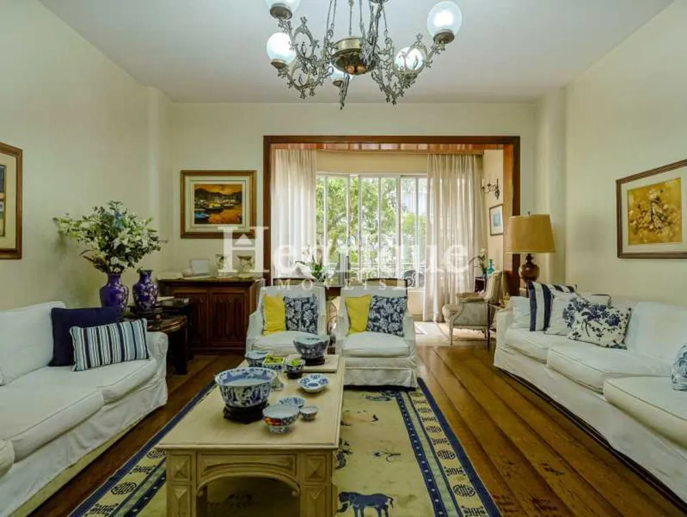 Apartamento, 3 quartos, 220 m² - Foto 1