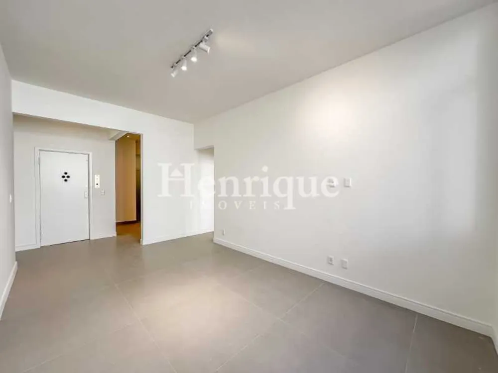 Apartamento, 3 quartos, 110 m² - Foto 2