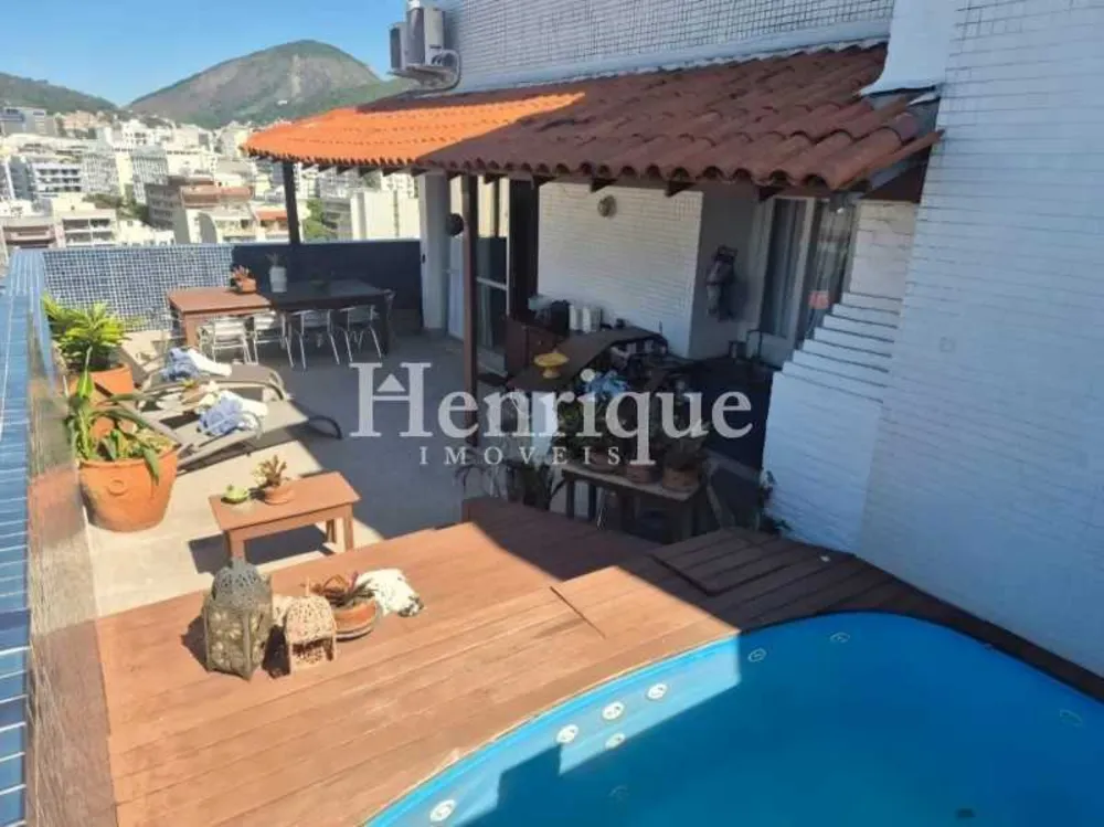 Cobertura, 3 quartos, 209 m² - Foto 1