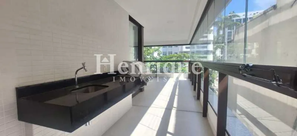 Apartamento, 3 quartos, 166 m² - Foto 1