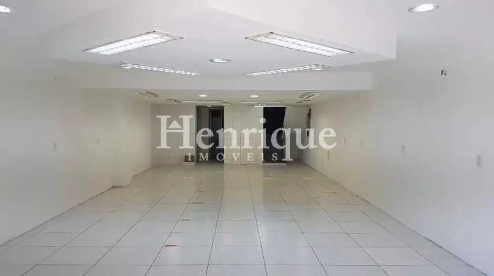 Loja-Salão, 138 m² - Foto 1