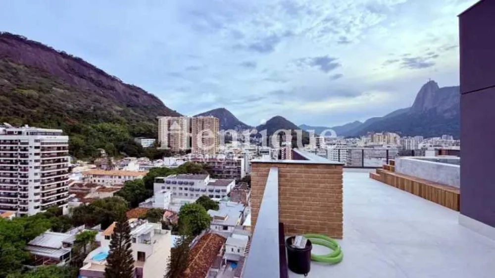 Cobertura, 3 quartos, 243 m² - Foto 4