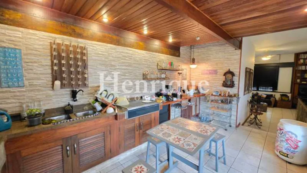 Cobertura, 3 quartos, 250 m² - Foto 13