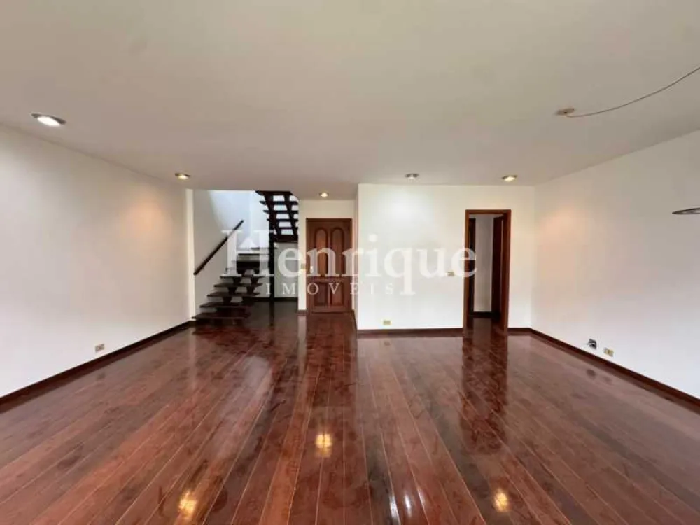 Cobertura, 3 quartos, 255 m² - Foto 1